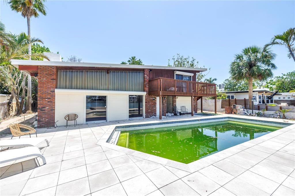 31 DOLPHIN DRIVE photo 20