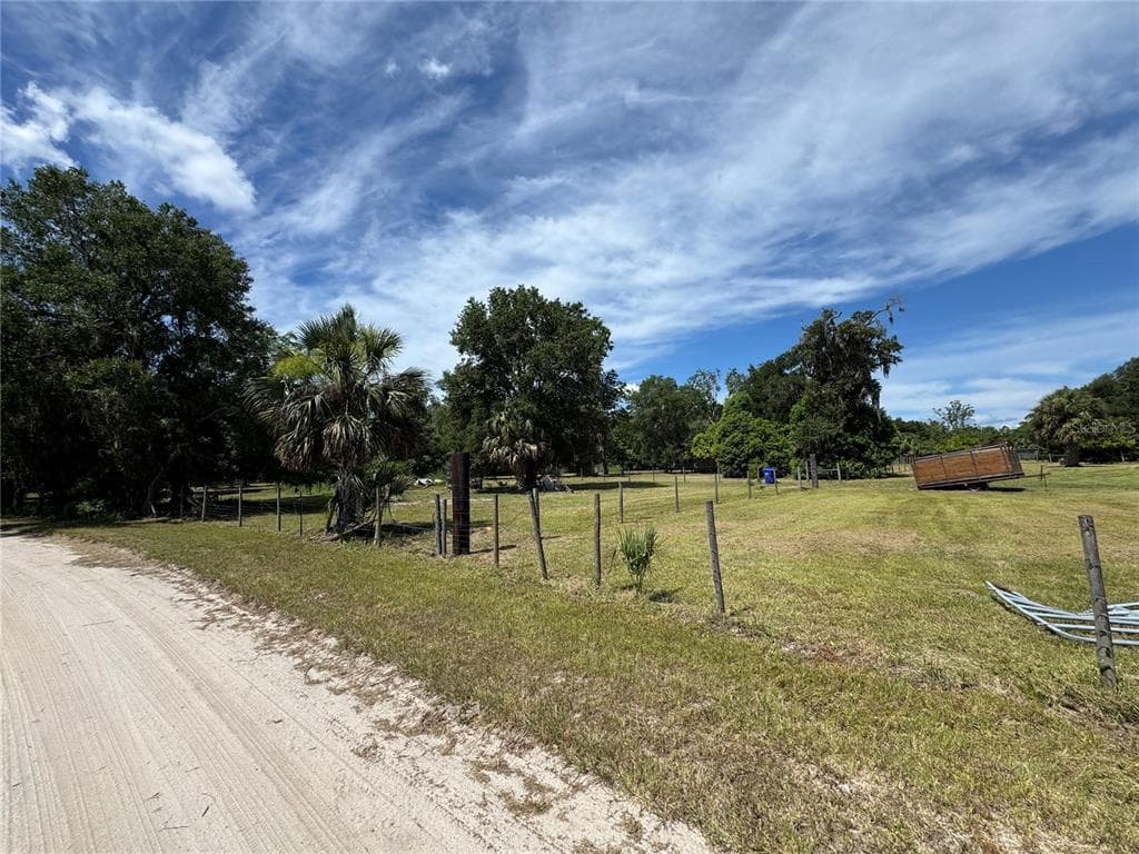 850 MENTON ROAD photo 13