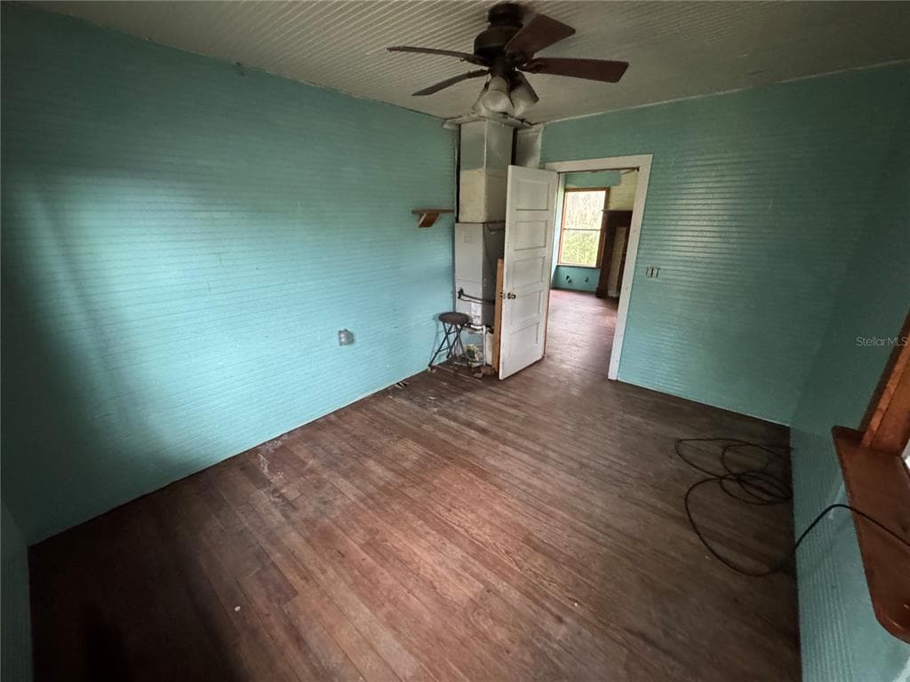 850 MENTON ROAD photo 11