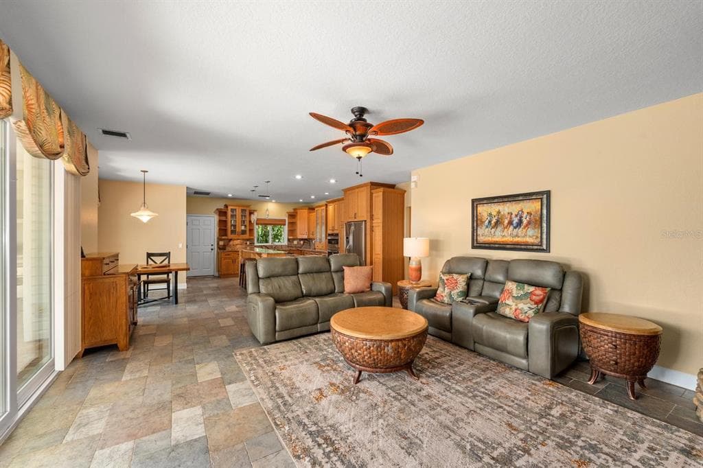 6915 215TH STREET E photo 6