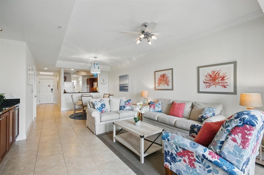102 YACHT HARBOR DRIVE 263 photo 8
