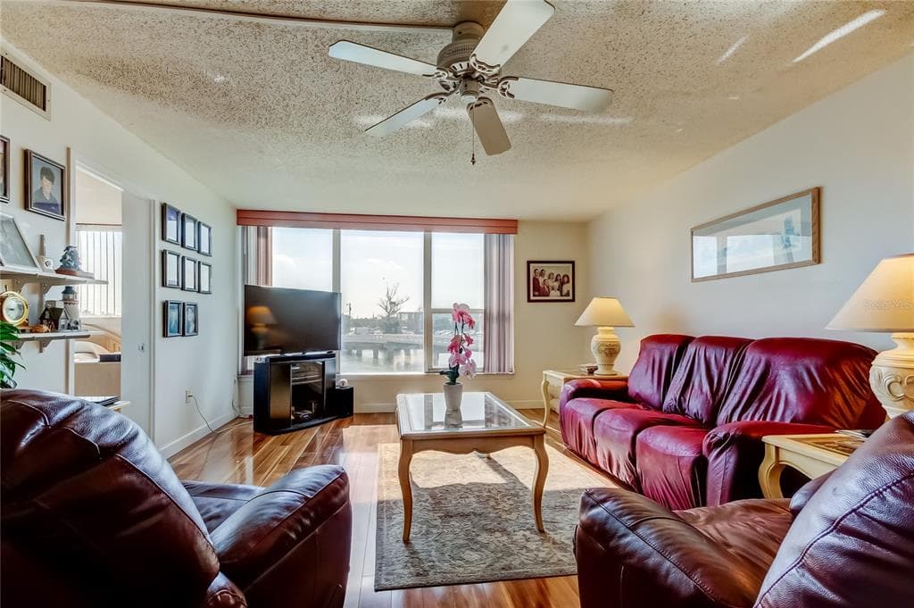 7465 BAY ISLAND DRIVE S 213 photo 7