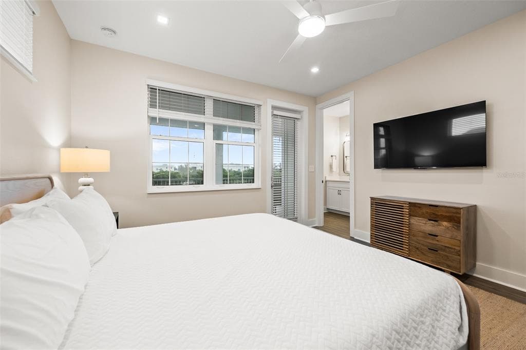 4321 MARINA VIEW WAY photo 15