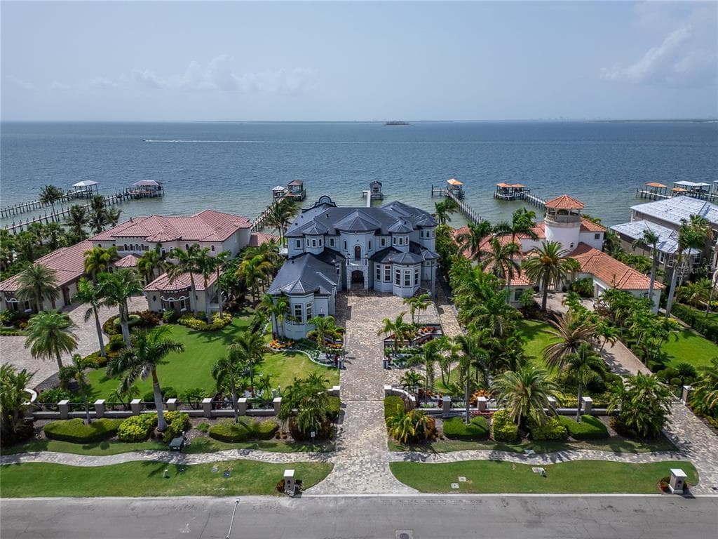 6526 SURFSIDE BOULEVARD photo 4