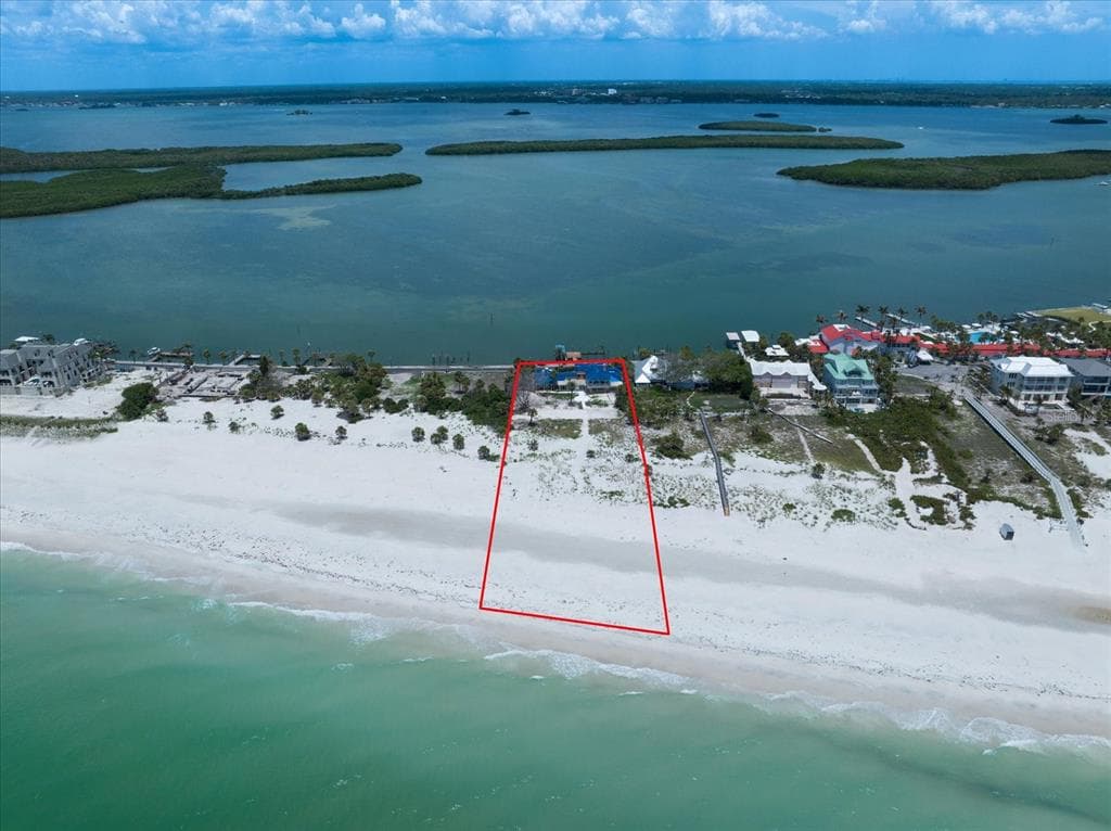 1114 MANDALAY POINT photo 13
