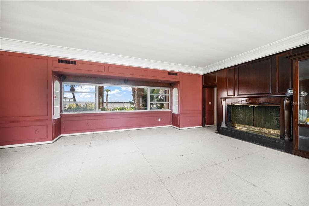 1114 MANDALAY POINT photo 19