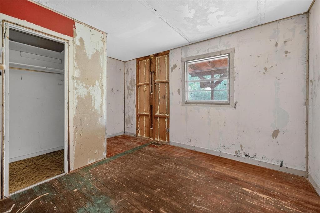 54544 BUCKHORN ROAD photo 23