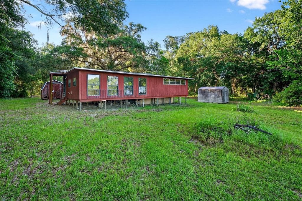 54544 BUCKHORN ROAD photo 3
