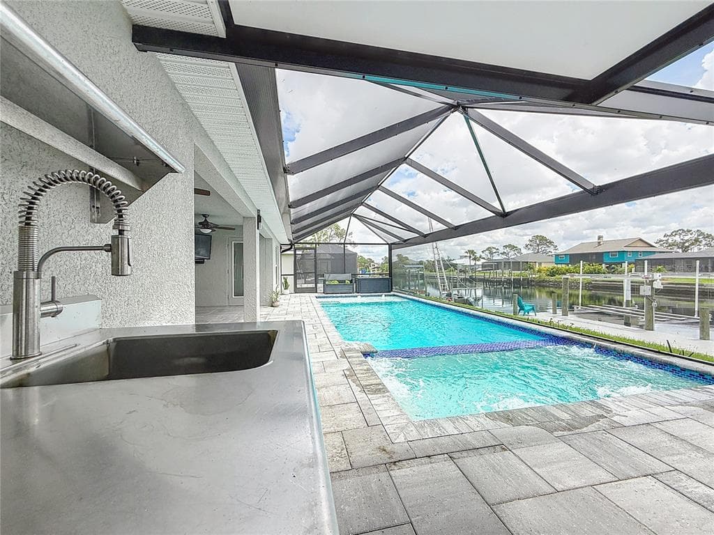 13045 IRWIN DRIVE photo 9