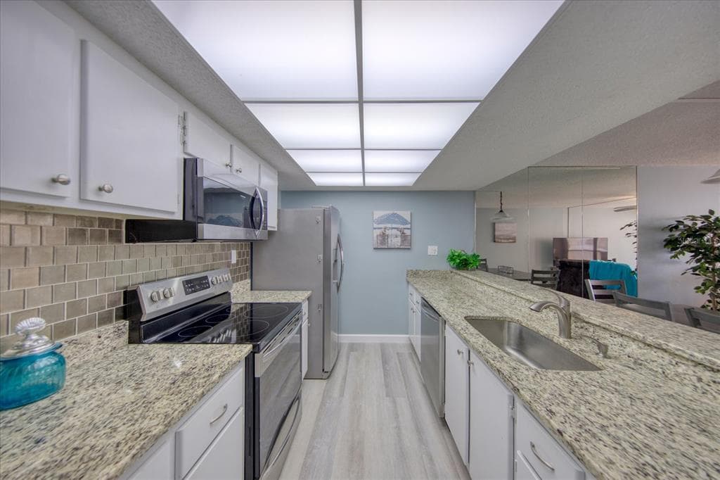440 S GULFVIEW BOULEVARD 701 photo 8