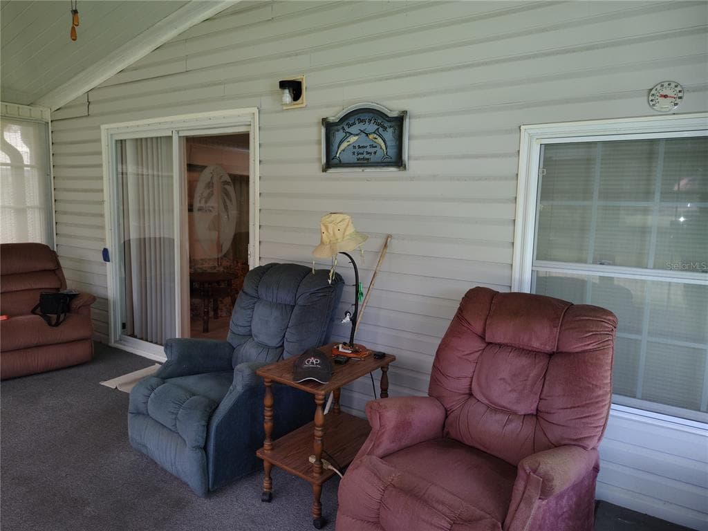 52 OUTLET DRIVE photo 13