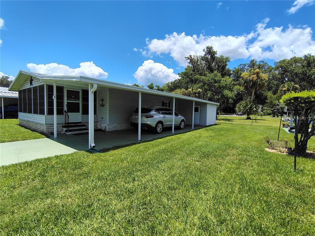 52 OUTLET DRIVE photo 5