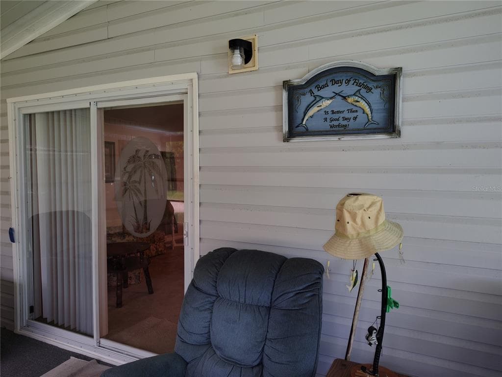52 OUTLET DRIVE photo 14