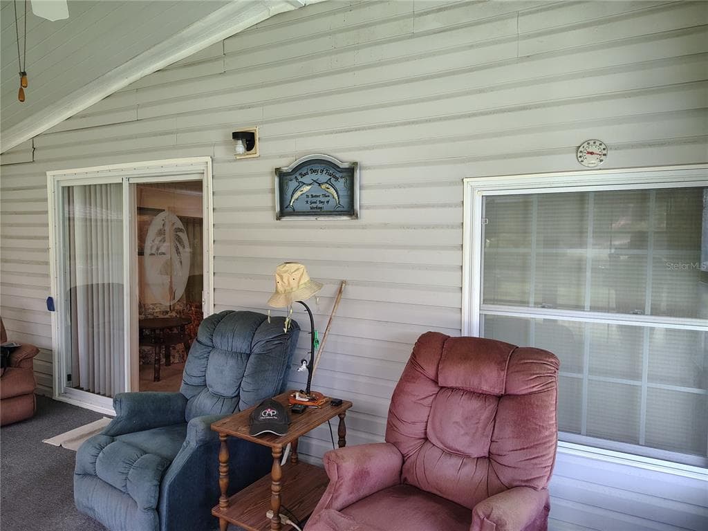 52 OUTLET DRIVE photo 11