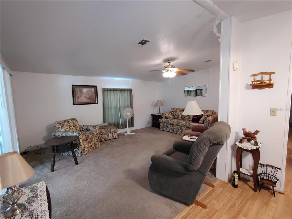 52 OUTLET DRIVE photo 21