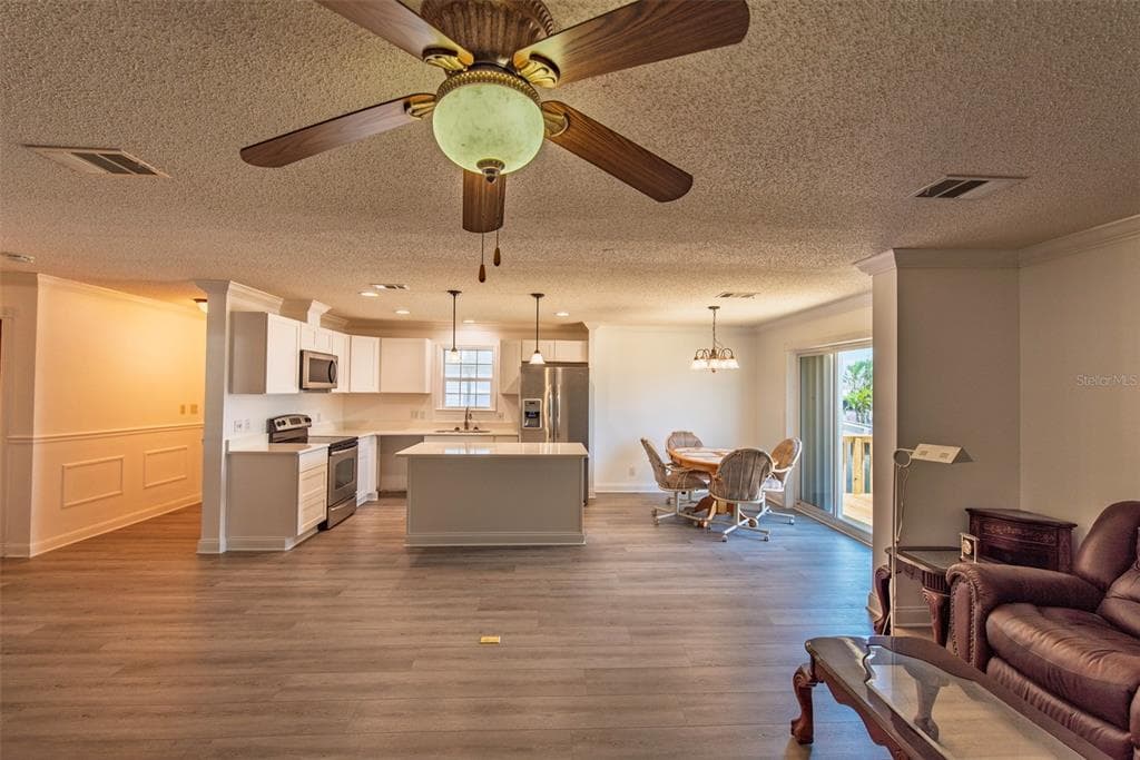 53 ROTTERDAM DRIVE photo 7