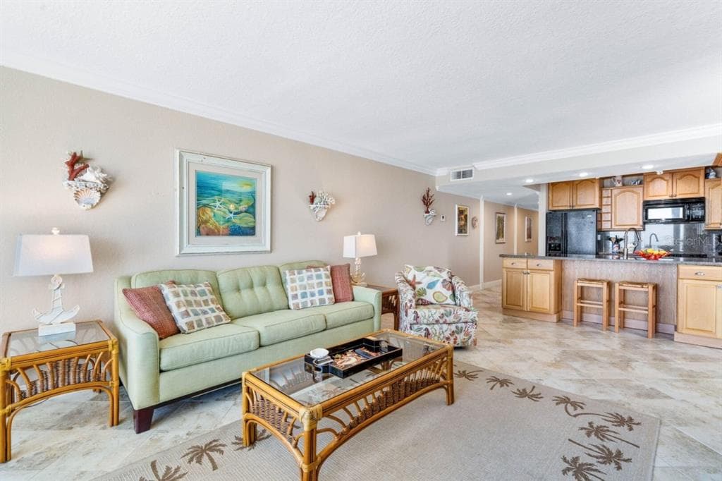 5201 S ATLANTIC AVENUE 703A photo 6