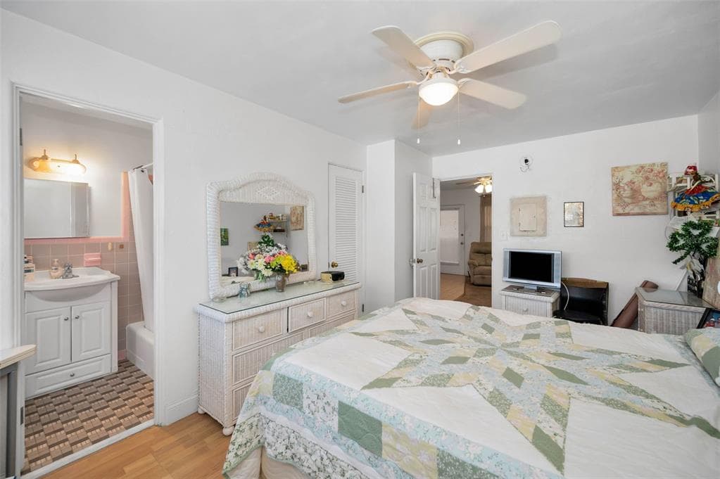 7740 BOCA CIEGA DRIVE 204 photo 22
