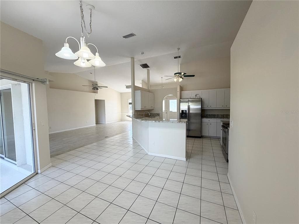 15140 LYNEBURG AVENUE photo 20