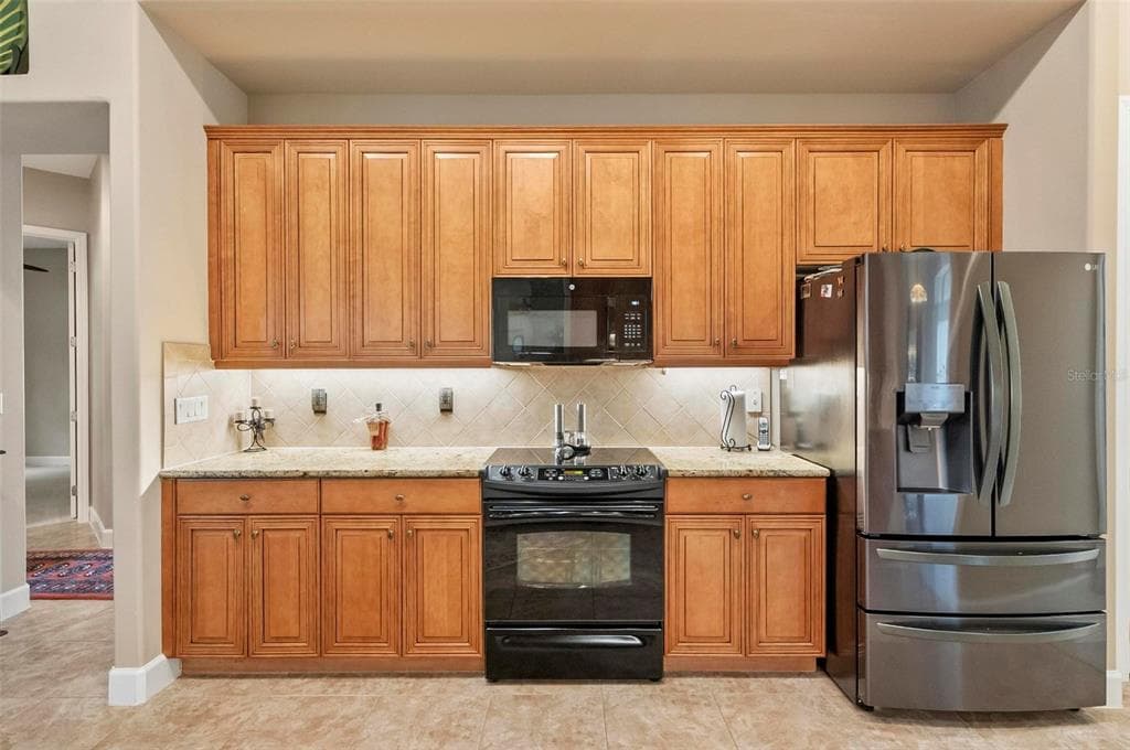 23 CREEKSIDE DRIVE photo 14