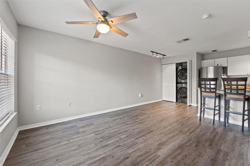 9042 LAKE CHASE ISLAND WAY photo 4