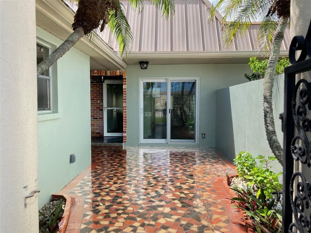 628 BOCA CIEGA POINT BOULEVARD S photo 3