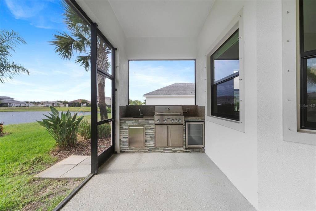 126 DEL PALMA DRIVE photo 18