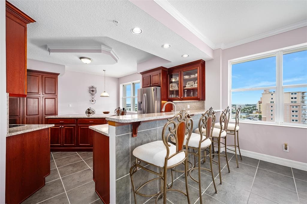 3851 S ATLANTIC AVENUE 701 photo 24