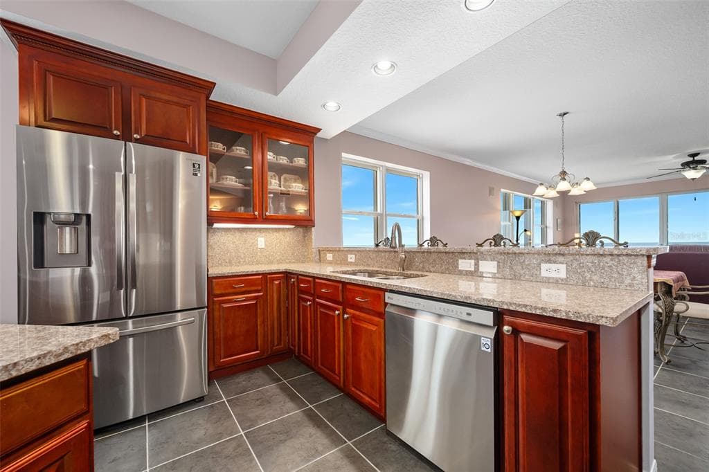 3851 S ATLANTIC AVENUE 701 photo 25