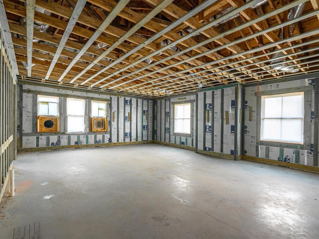 600 N JACKSON ROAD photo 20
