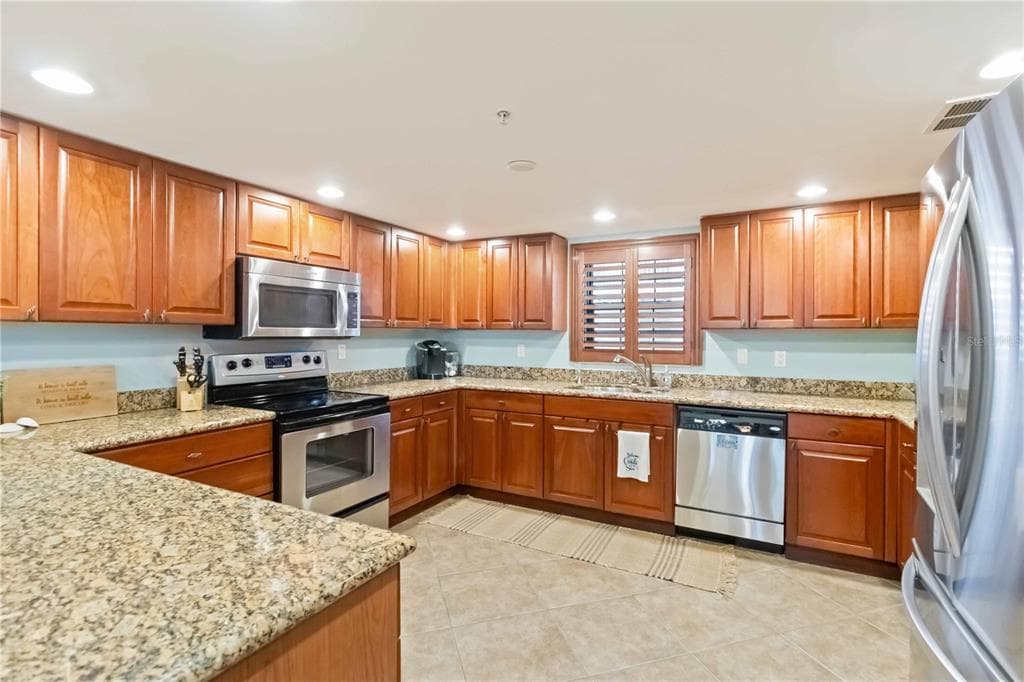 50 MEREDITH DRIVE 8 photo 20