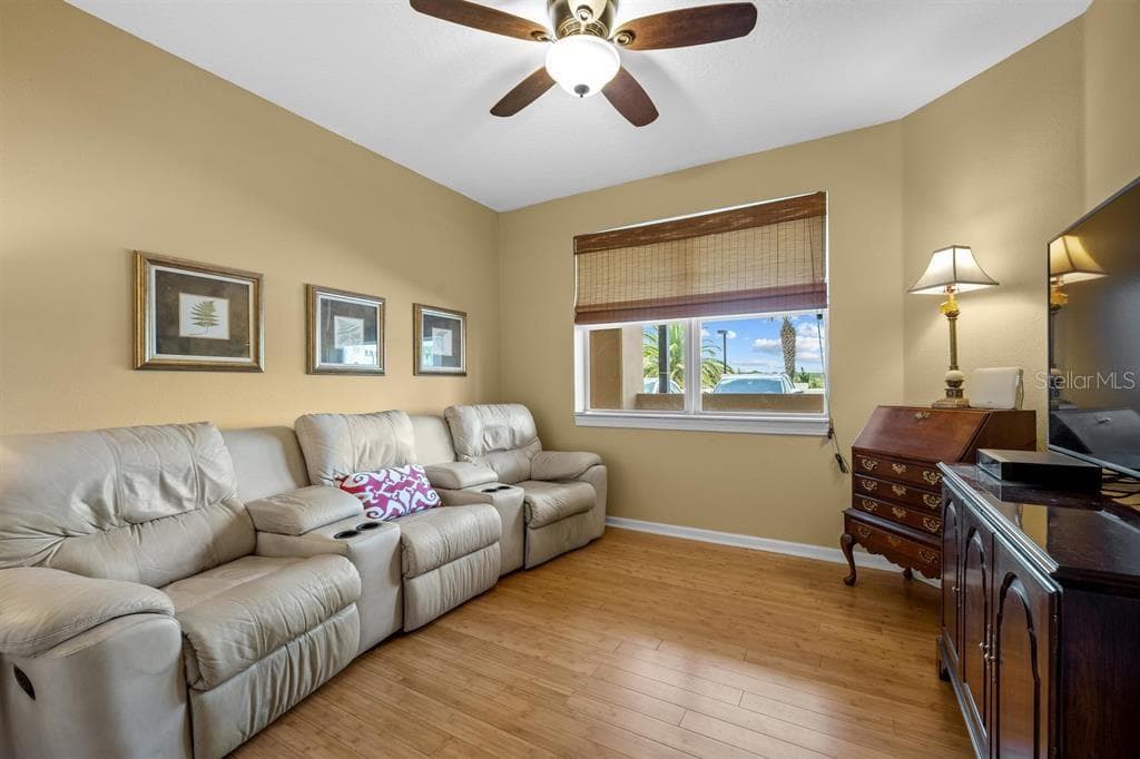 80 SURFVIEW DRIVE 118 photo 17