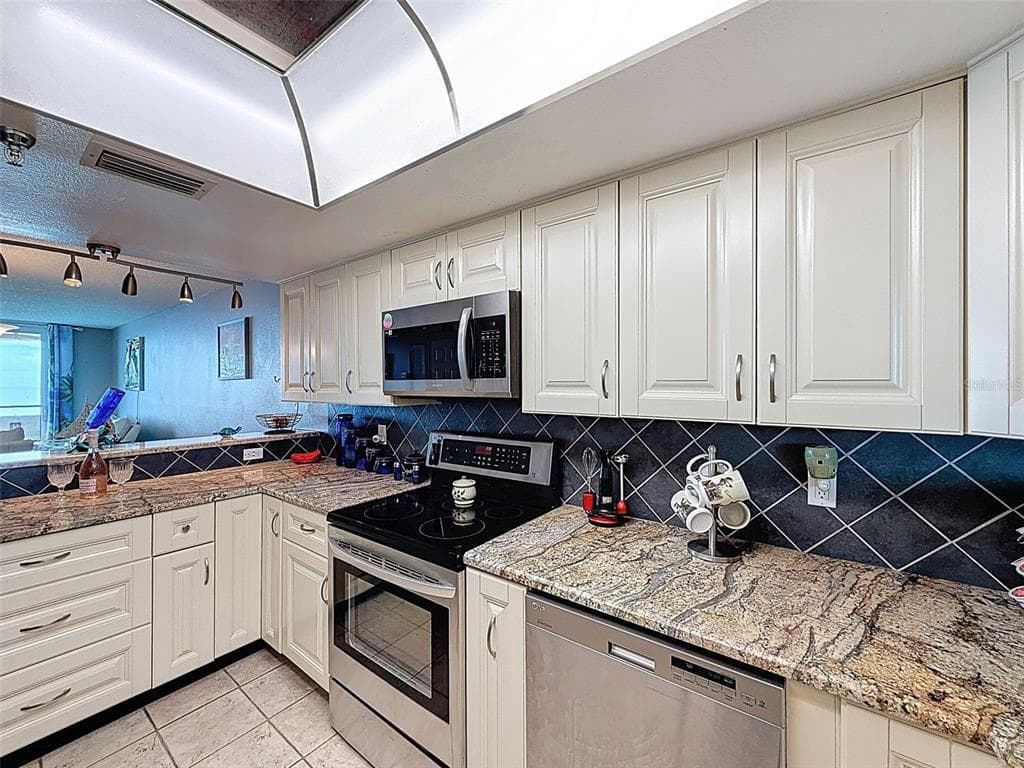 6009 SEA RANCH DRIVE 608 photo 12
