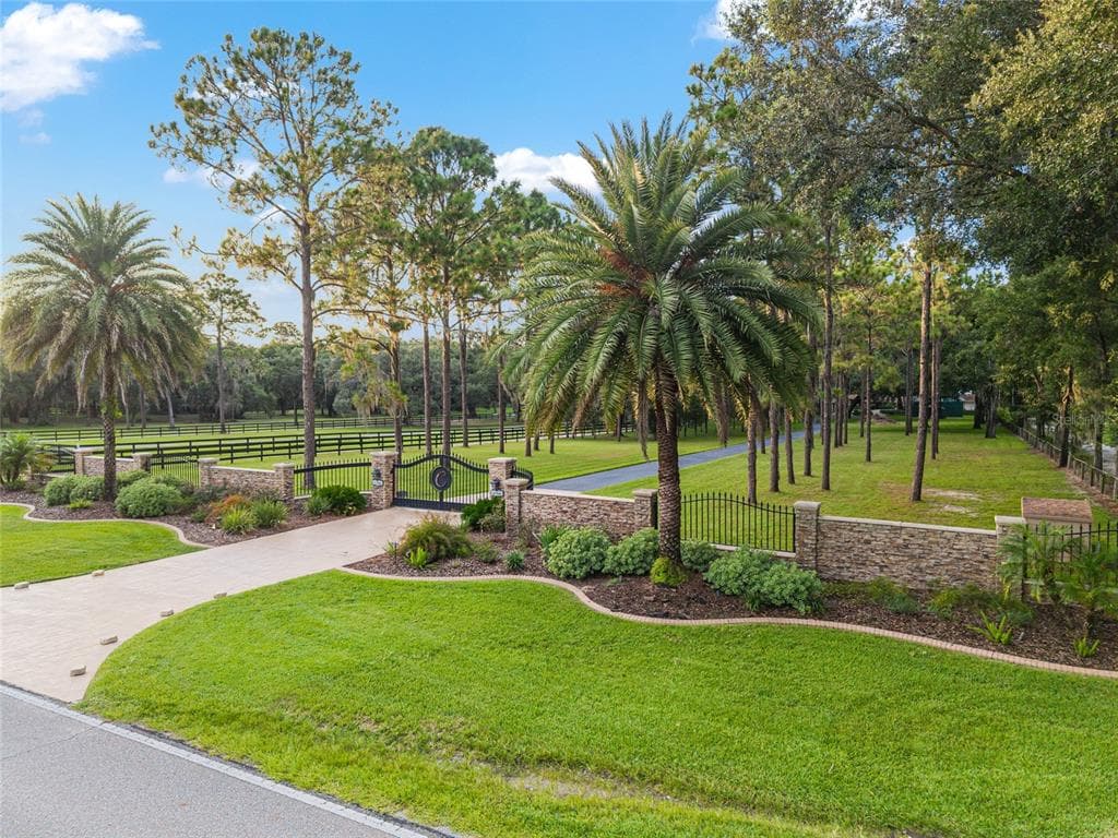 10745 SE SUNSET HARBOR ROAD photo 10