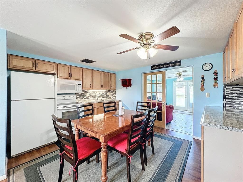 2349 HAMA DRIVE photo 11