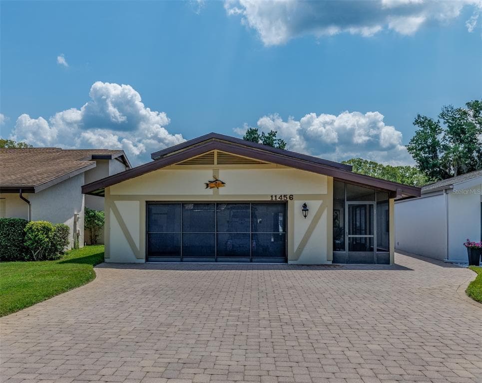 11456 W CLUBVIEW DRIVE photo 2