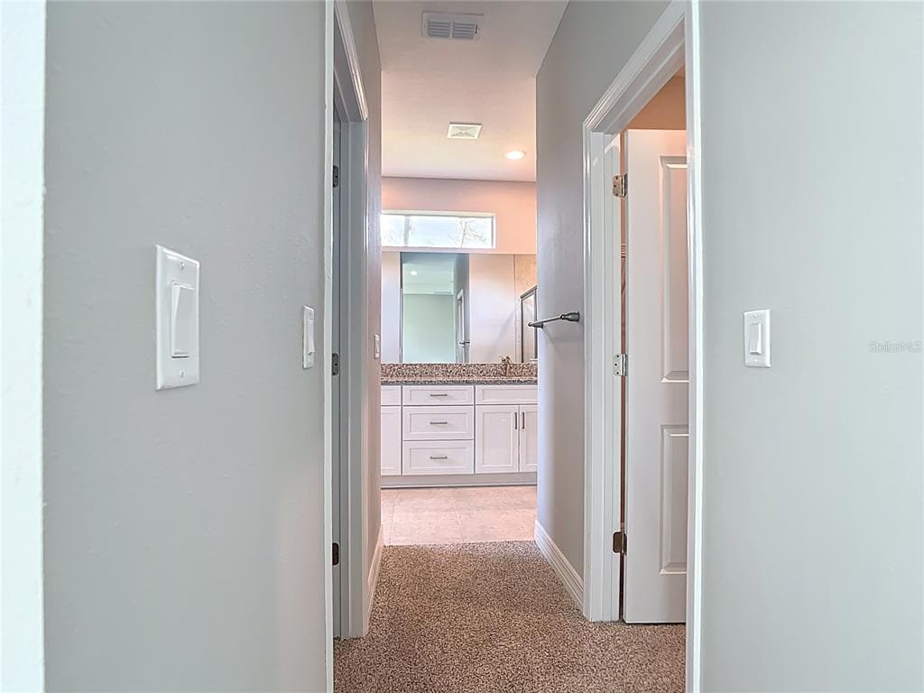 2144 SADNET LANE photo 10