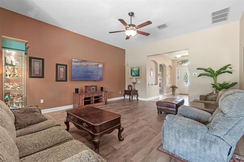 1460 PRAIRIE OAKS DRIVE photo 10