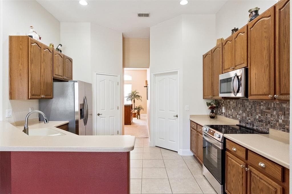 1460 PRAIRIE OAKS DRIVE photo 18