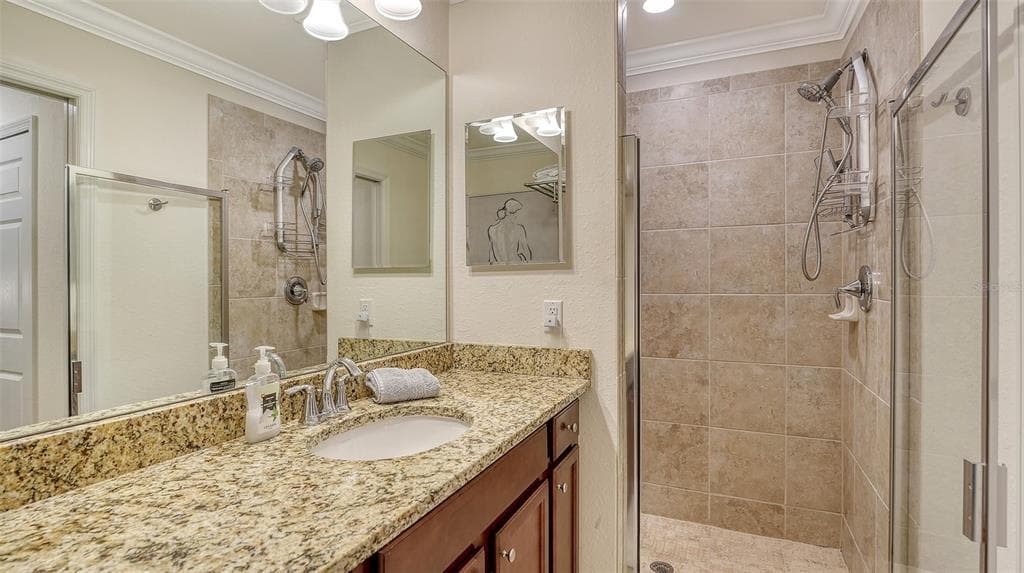 16804 VARDON TERRACE 107 photo 25