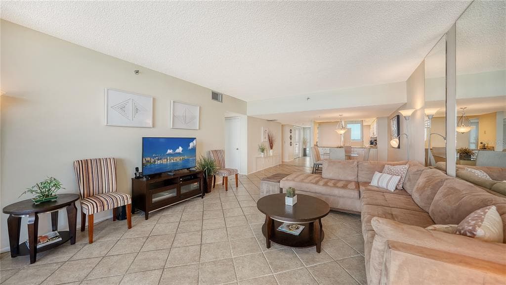 1055 GULF OF MEXICO DRIVE 504 photo 14