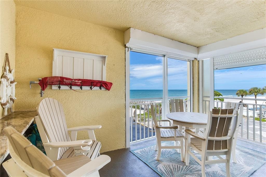 17450 GULF BOULEVARD 206 photo 13