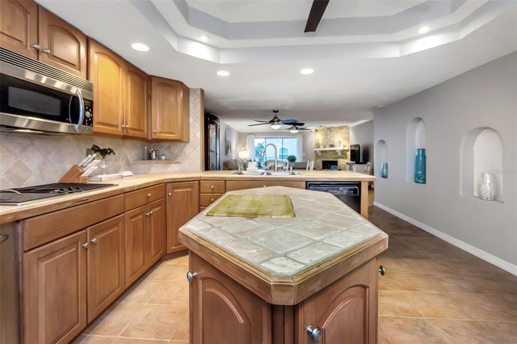745 PINELLAS BAYWAY S 207 photo 19
