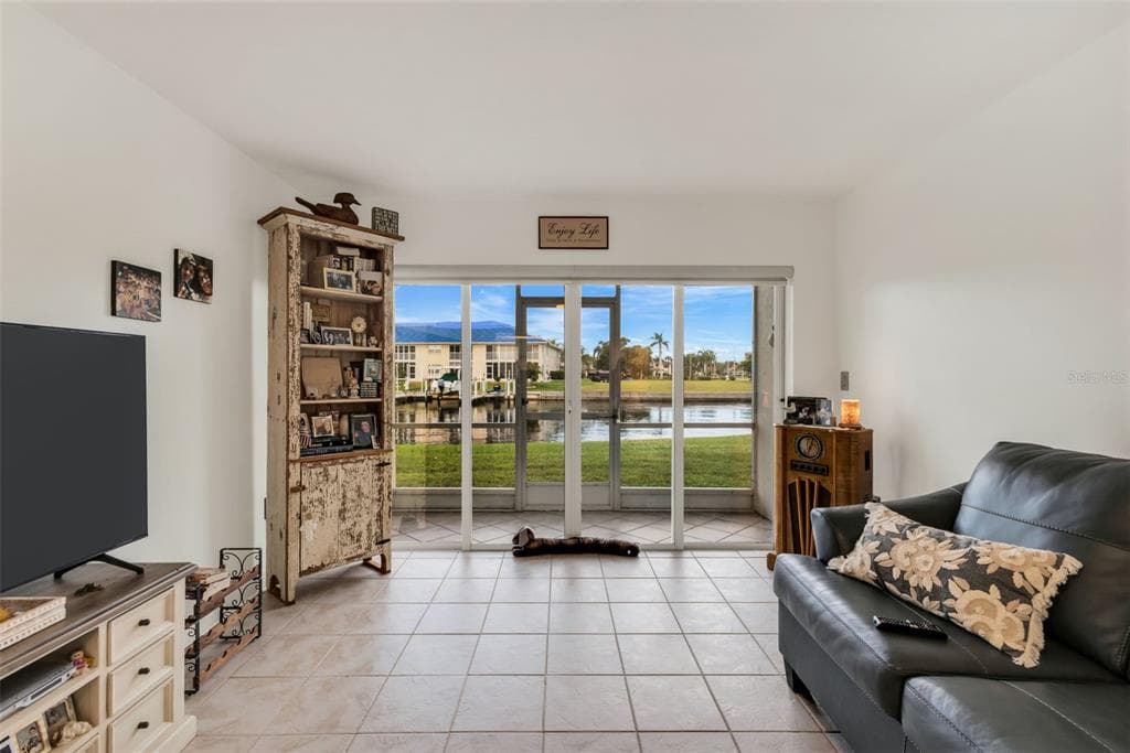 311 GARVIN STREET 205A photo 7