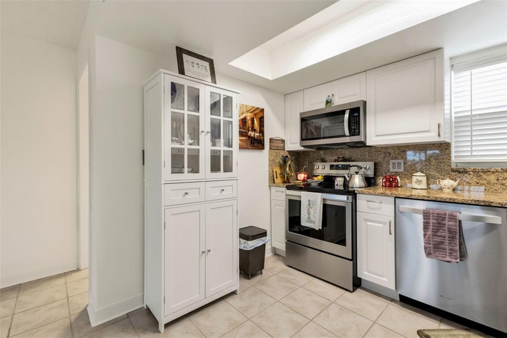 311 GARVIN STREET 205A photo 8