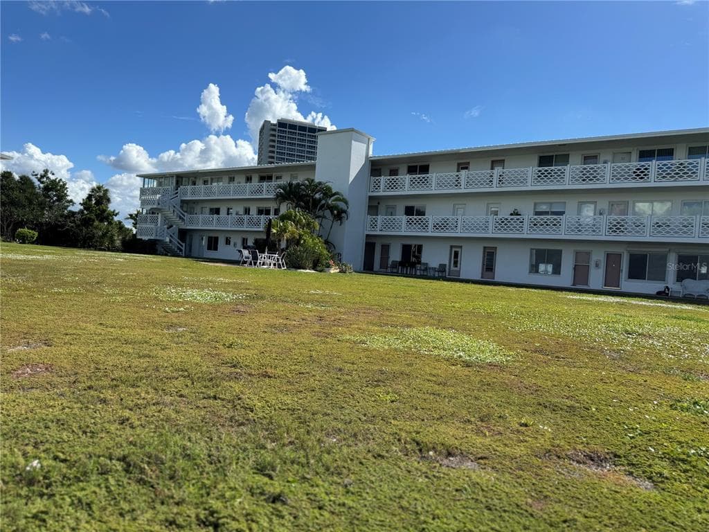 767 JOHN RINGLING BOULEVARD 2 photo 2