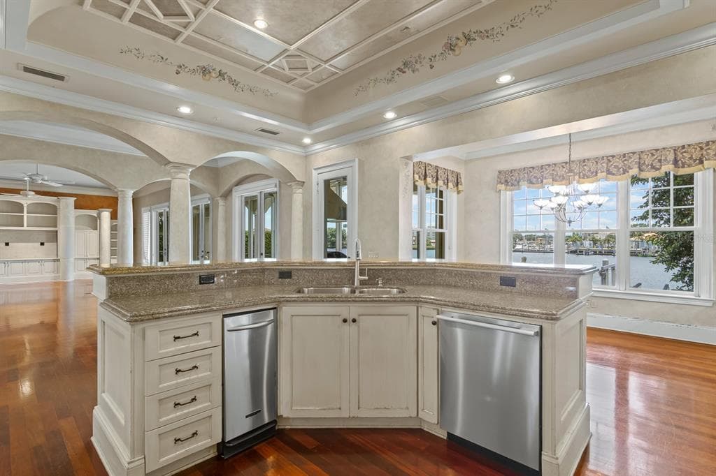 1029 ROYAL PASS ROAD photo 21
