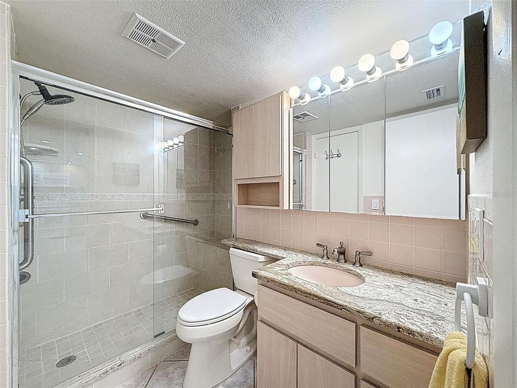 4550 COVE CIRCLE 507 photo 17