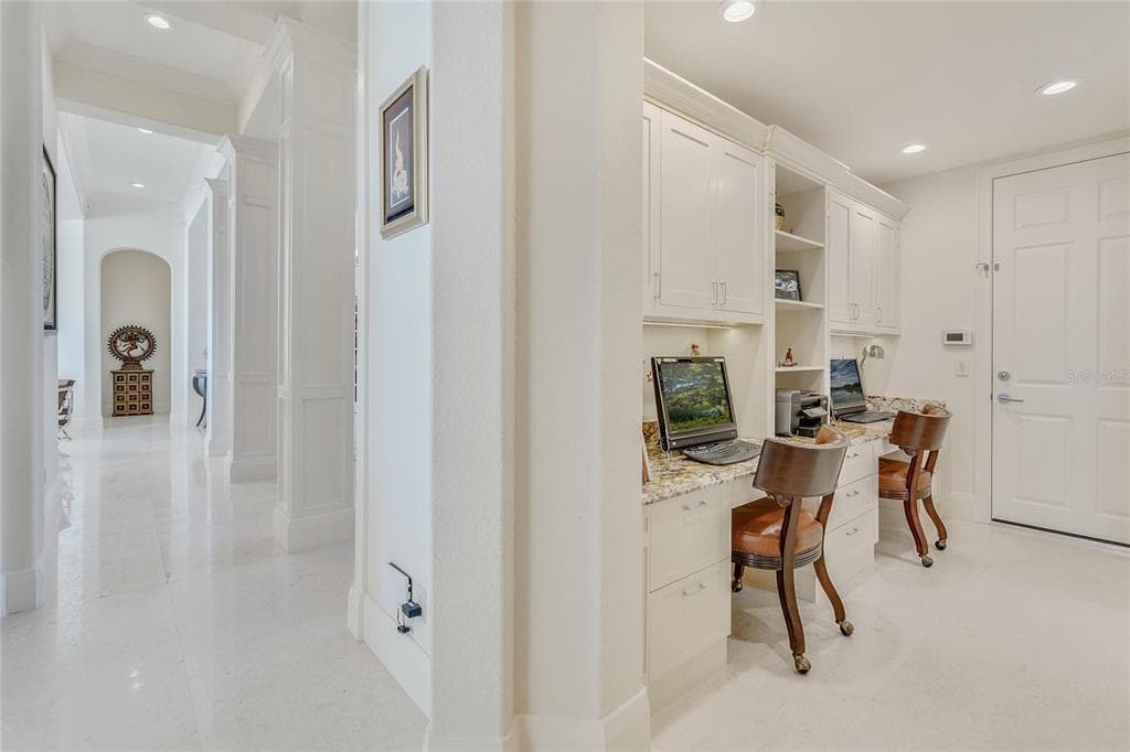 9245 SOUTHERN BREEZE DRIVE photo 16