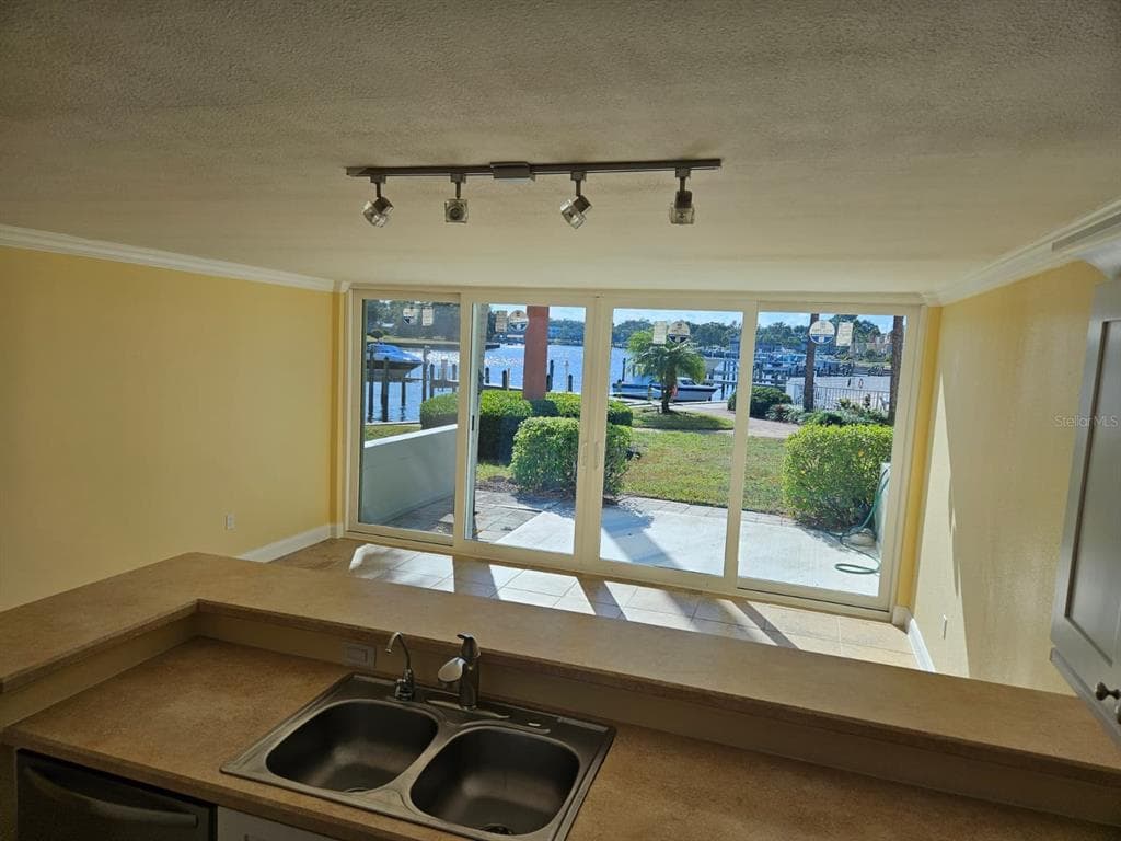 2424 W TAMPA BAY BOULEVARD I102 photo 10